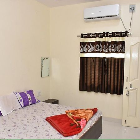 Hotel Shivalay Shegaon Экстерьер фото