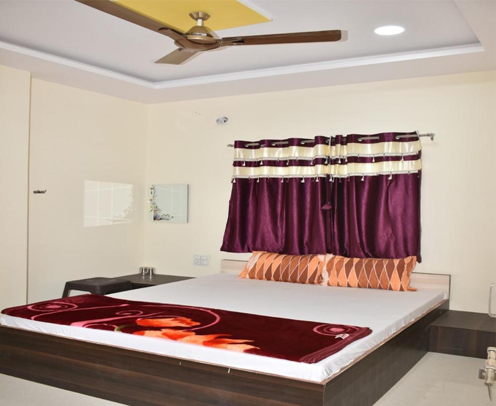 Hotel Shivalay Shegaon Экстерьер фото